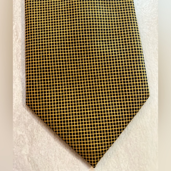 Bo n Tie Executive Black & Golden Tie - Picture 5 of 6